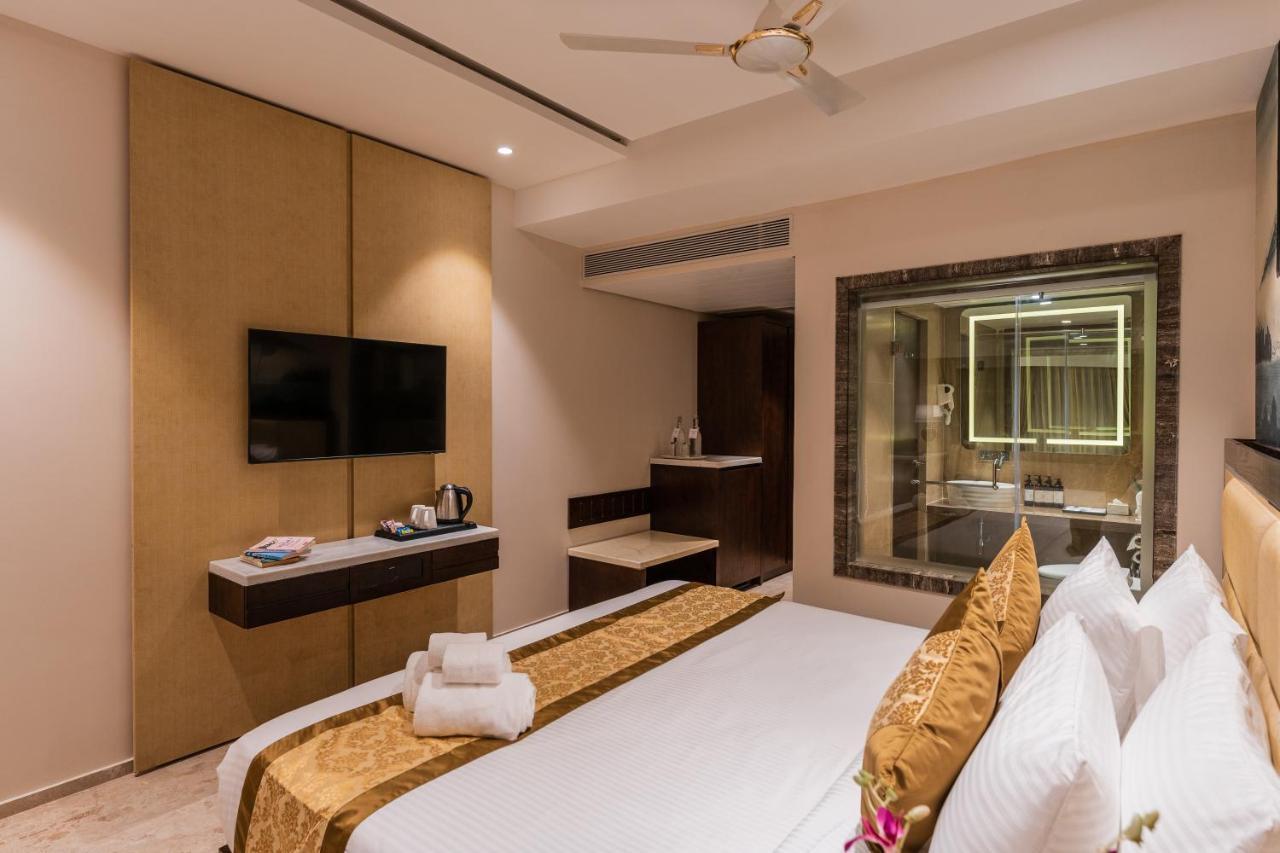 Regenta Central Imperial Candolim Goa Екстериор снимка