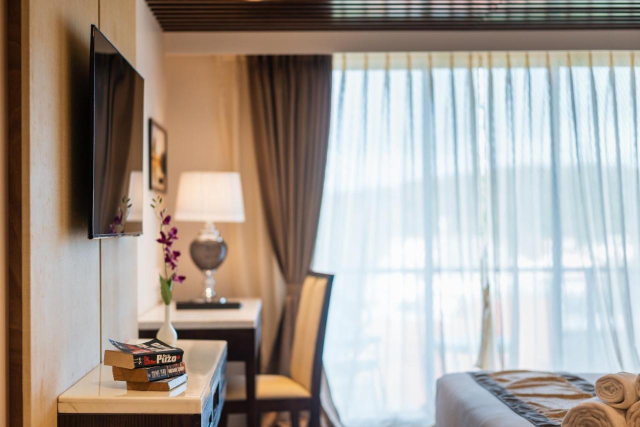 Regenta Central Imperial Candolim Goa Екстериор снимка
