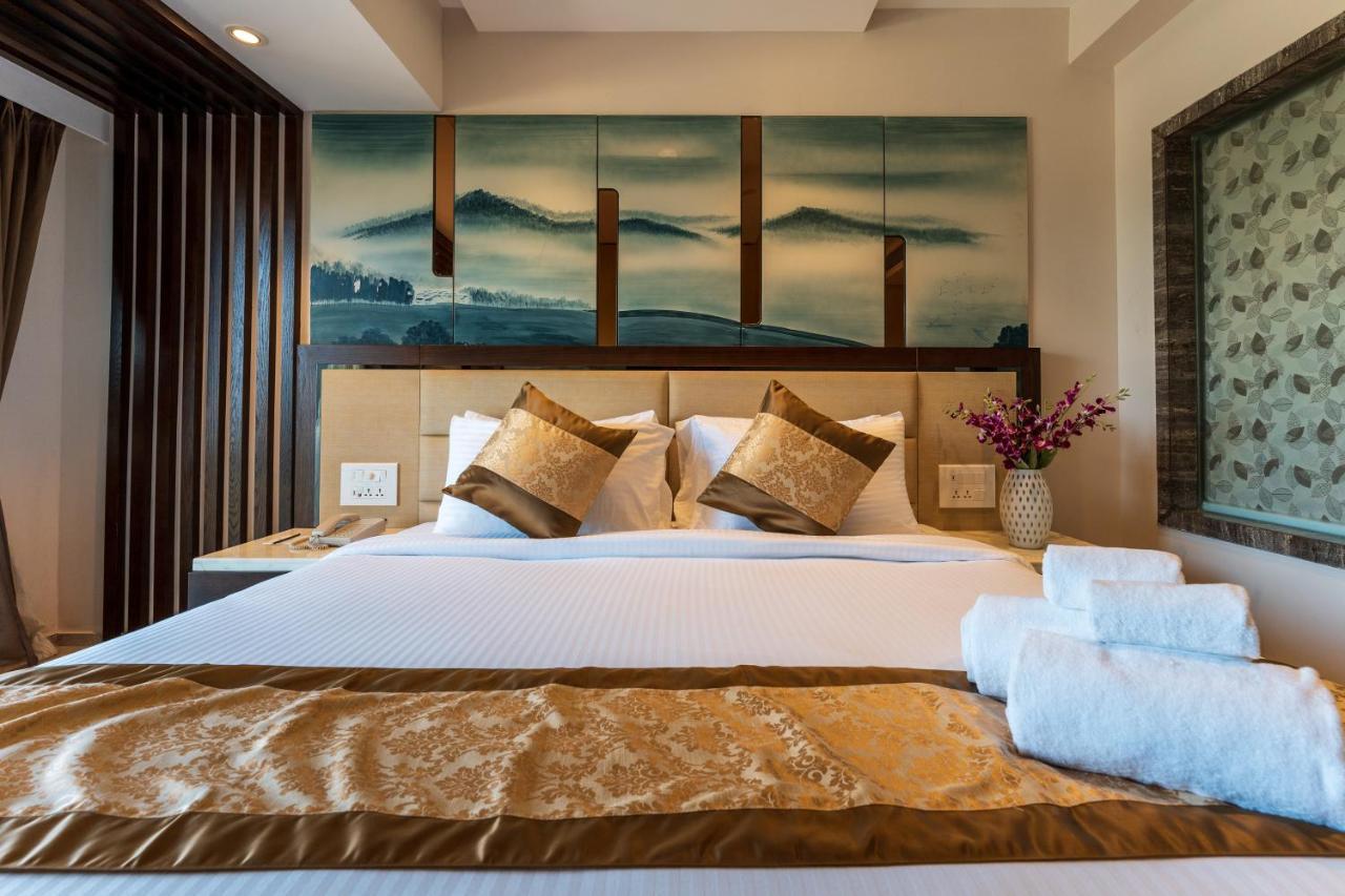Regenta Central Imperial Candolim Goa Екстериор снимка